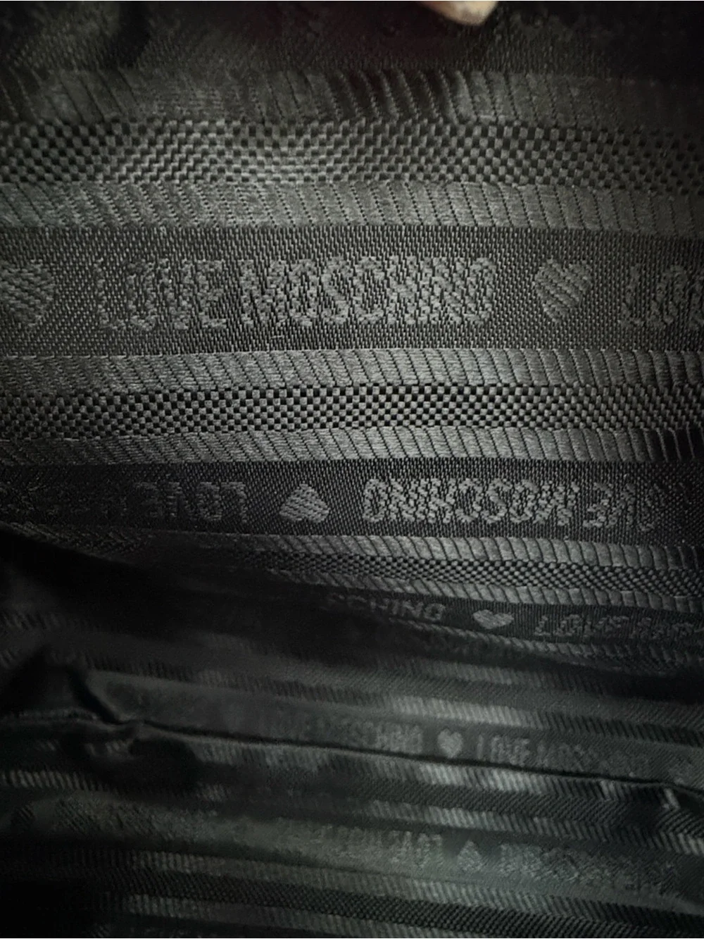 Love Moschino sleek love